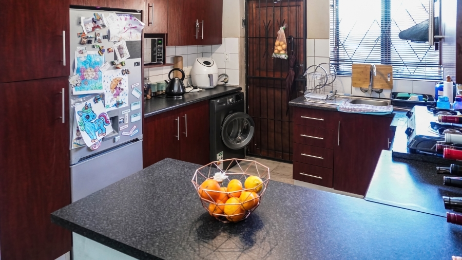 2 Bedroom Property for Sale in Belmont Park Western Cape